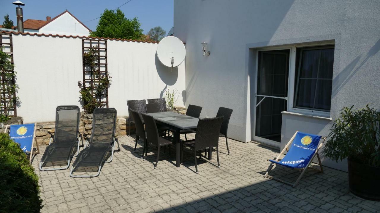 Gaestehaus Fischbach Jois Buitenkant foto